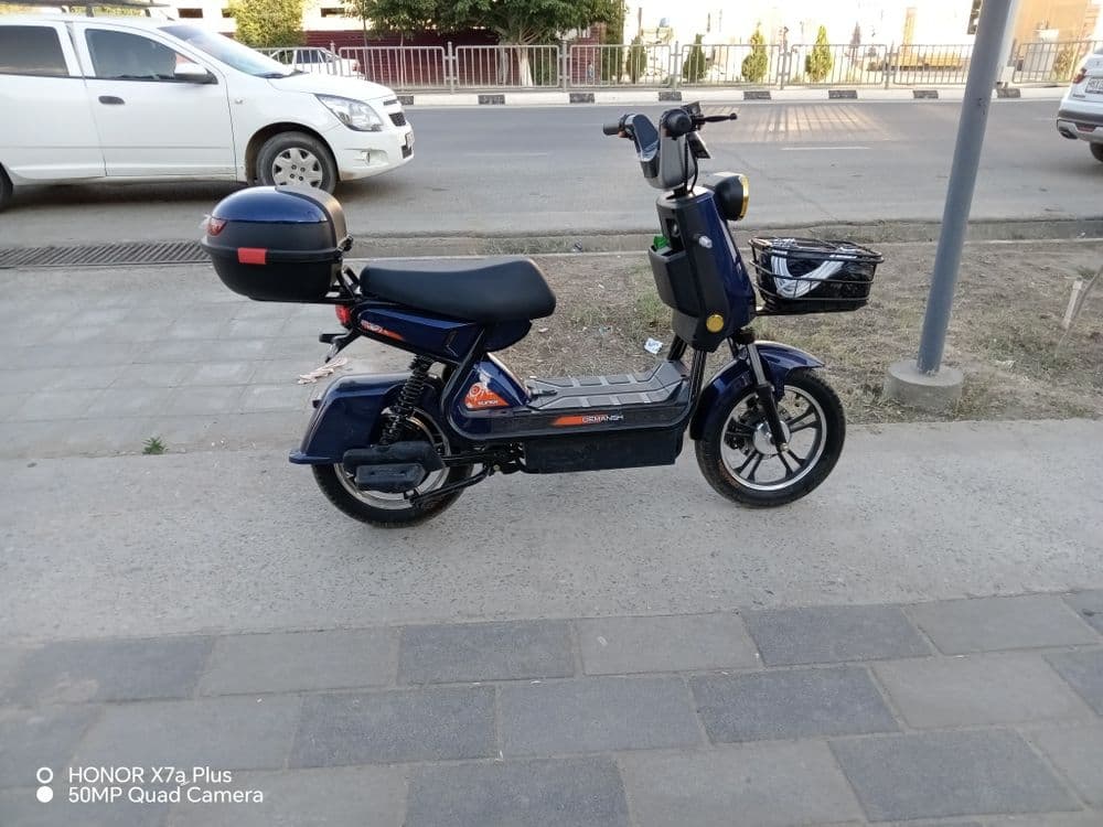 Elektron skuter sotiladi holati yangi zaryadi 70km yuradi — 1