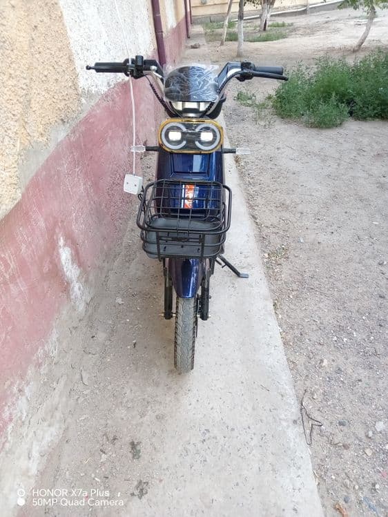 Elektron skuter sotiladi holati yangi zaryadi 70km yuradi — 3