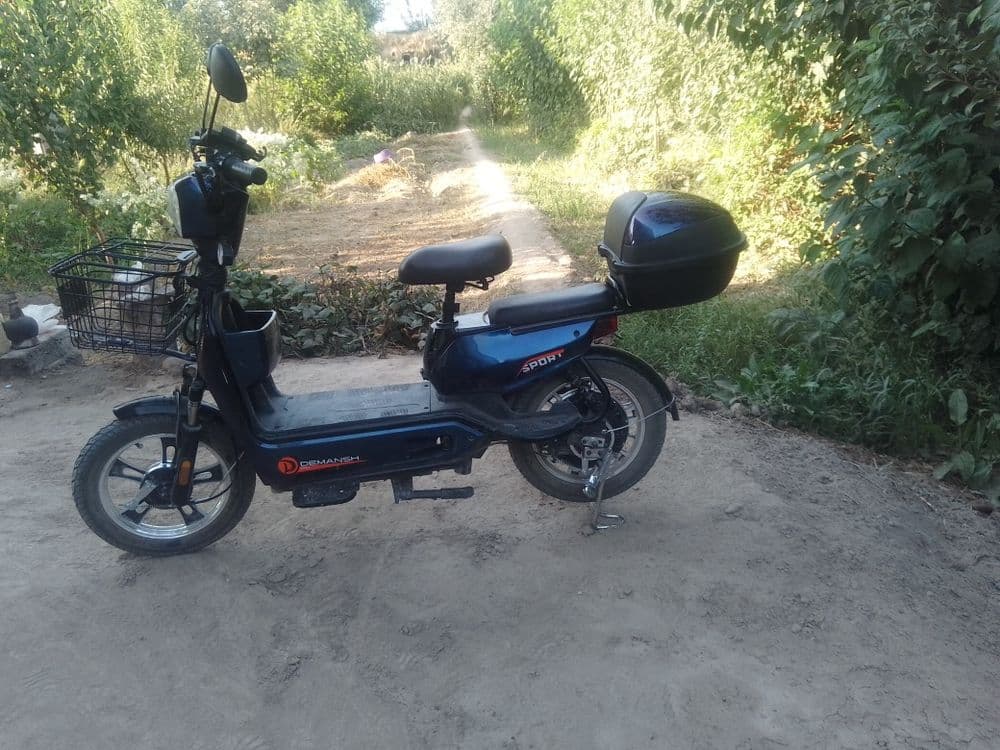 Skuterni narhi kelishiladi kaskasi skuterni plashi xsmfa zaryadchiki — 1