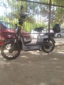 Skuter sotiladi YKX