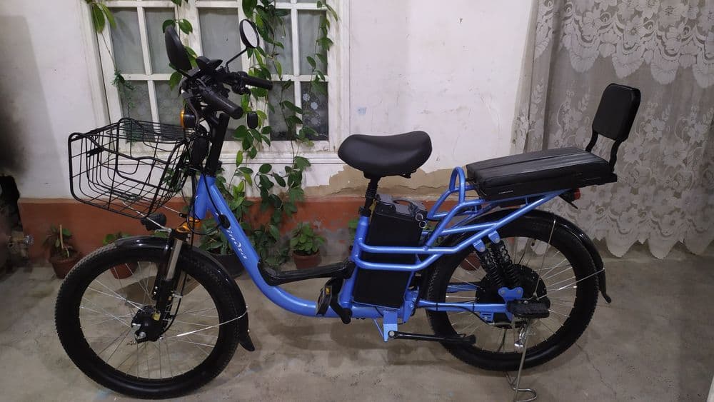 Elektro skuter sotiladi — 1