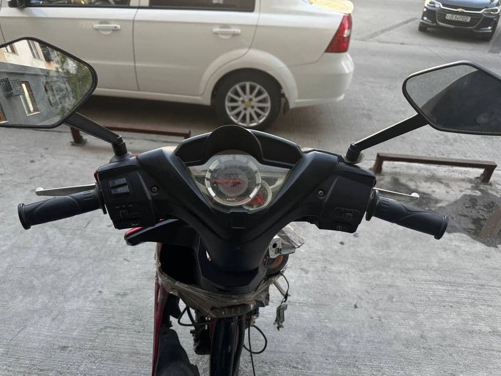 Skuter Revolt RS 5 — 4