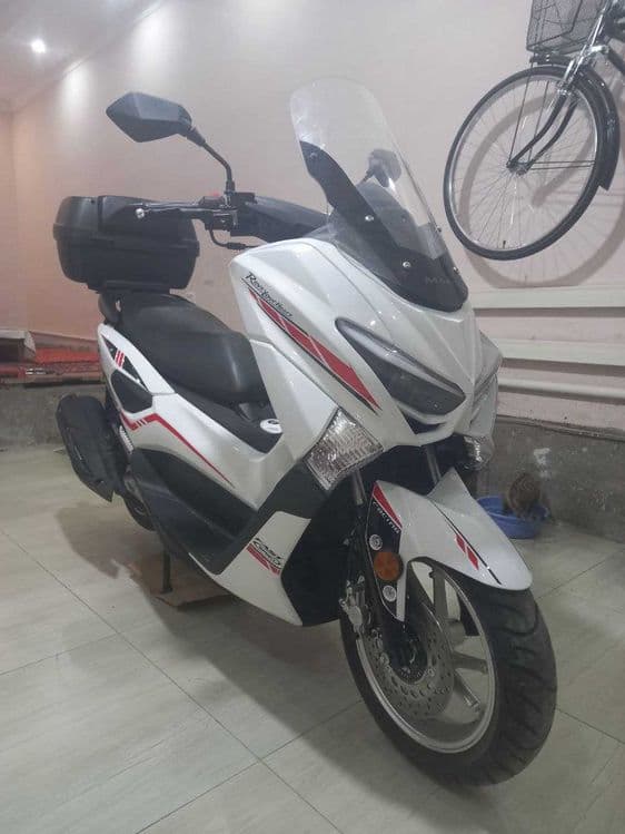 Скутер S max Italiya — 3