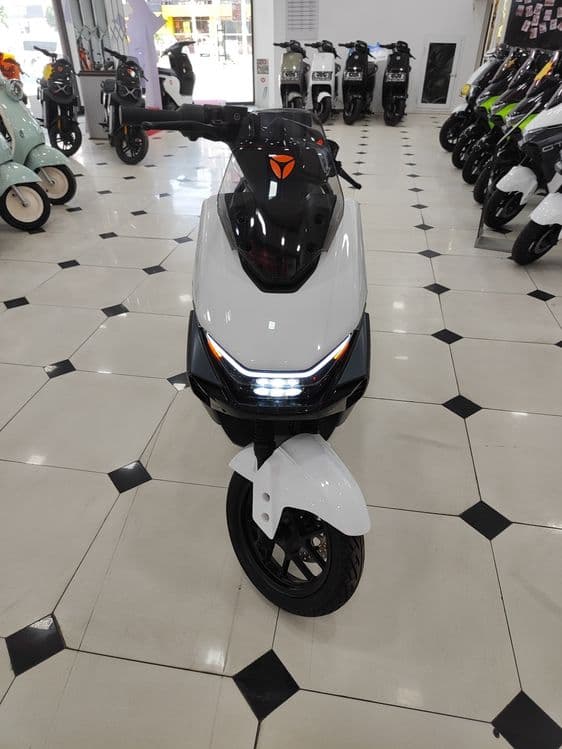 Yadea GS70 MODEL — 1