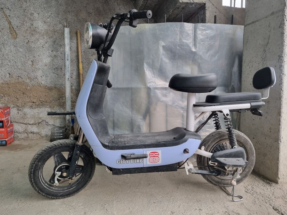 skuter elektr ARZON — 2