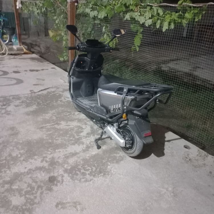 Skuter sotiladi samarqand  qorasuvda — 3