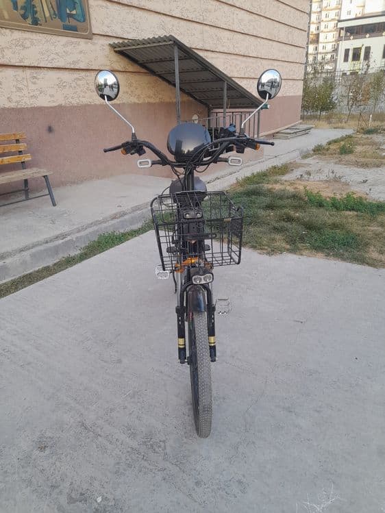 Veloskuter sotiladi — 1