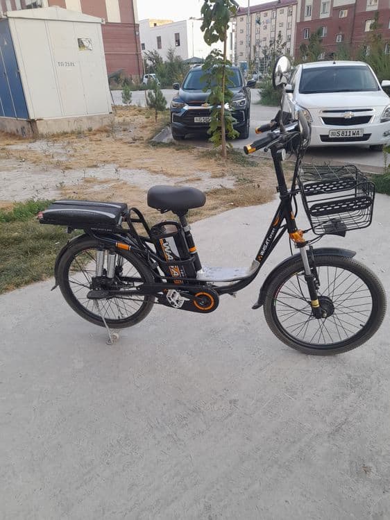 Veloskuter sotiladi — 2