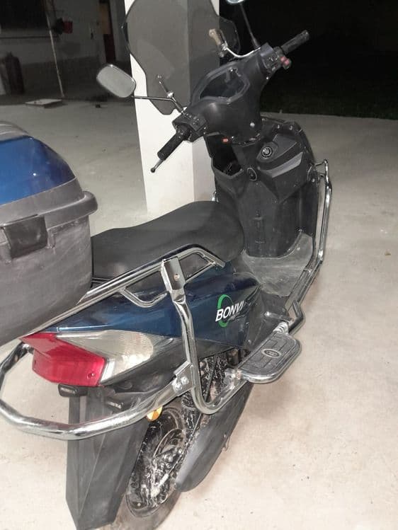 Bonvi elektro skuter — 2