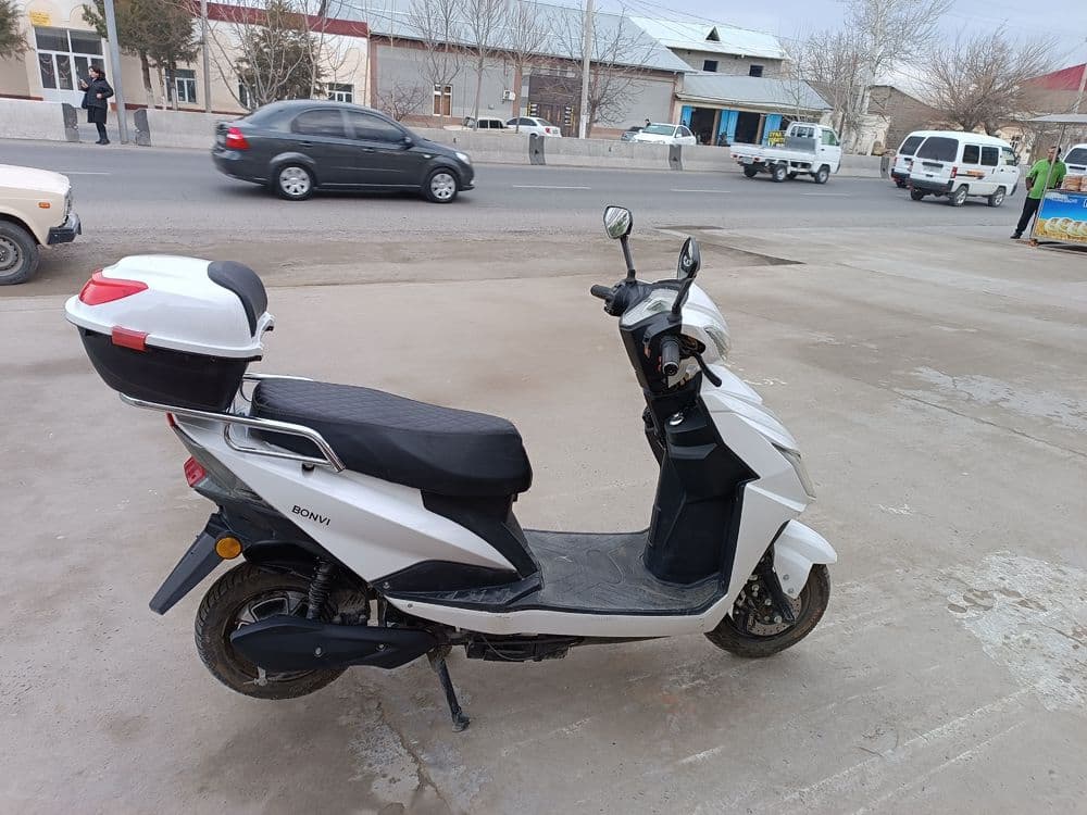 Skuter Bonvi Elektr — 1