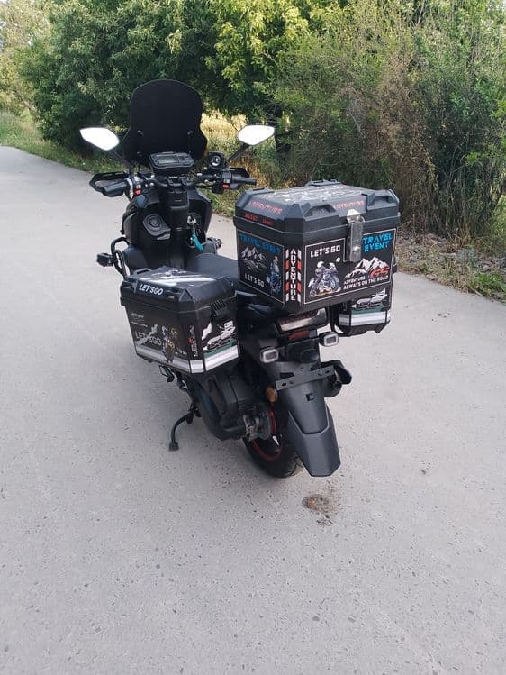 Tank skuter sotiladi — 8