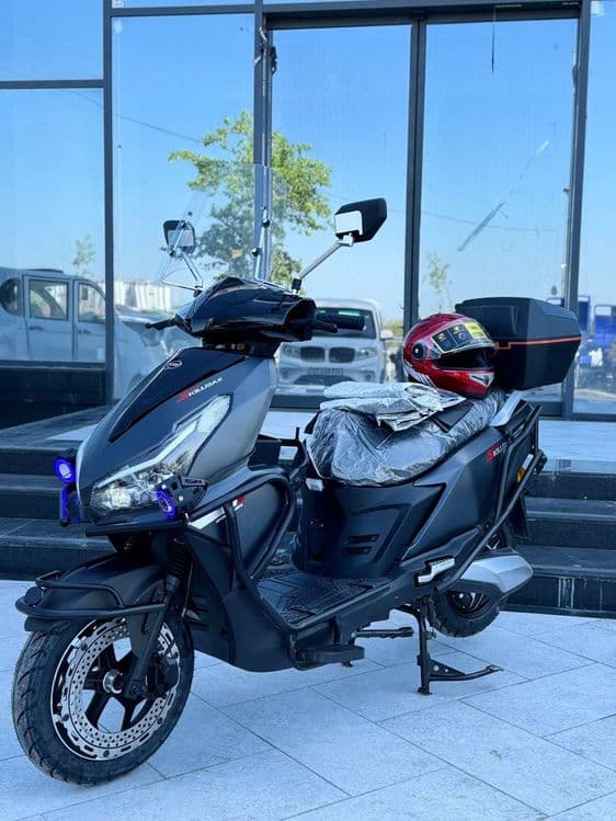 Elektron skuter 1500W, 70 km/soat, 100–120 km/zaryad — 1