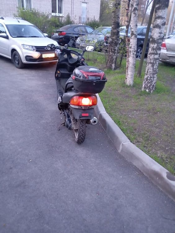 Скутер бензиновый — 5