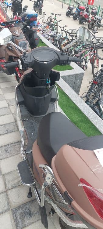 Bonvi skuter sotiladi elektr — 6
