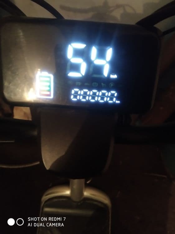 Elektro skuter sotiladi — 4