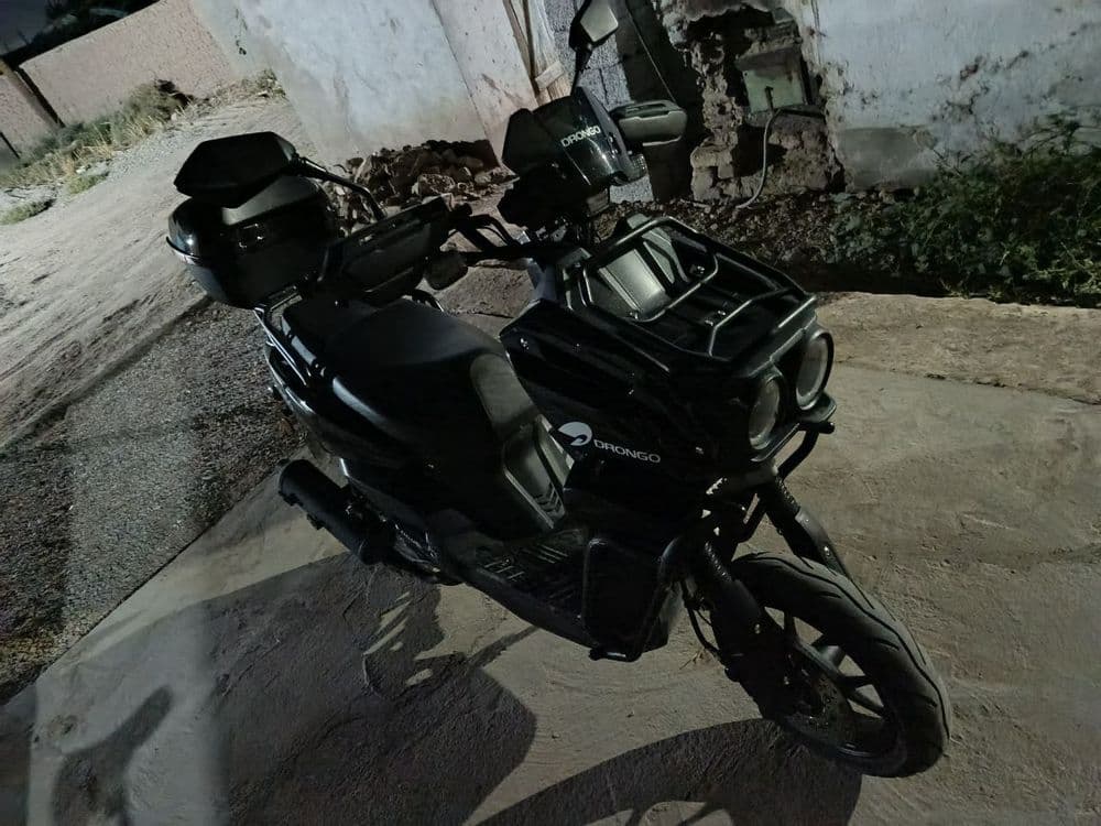 Skuter tank drongo — 2