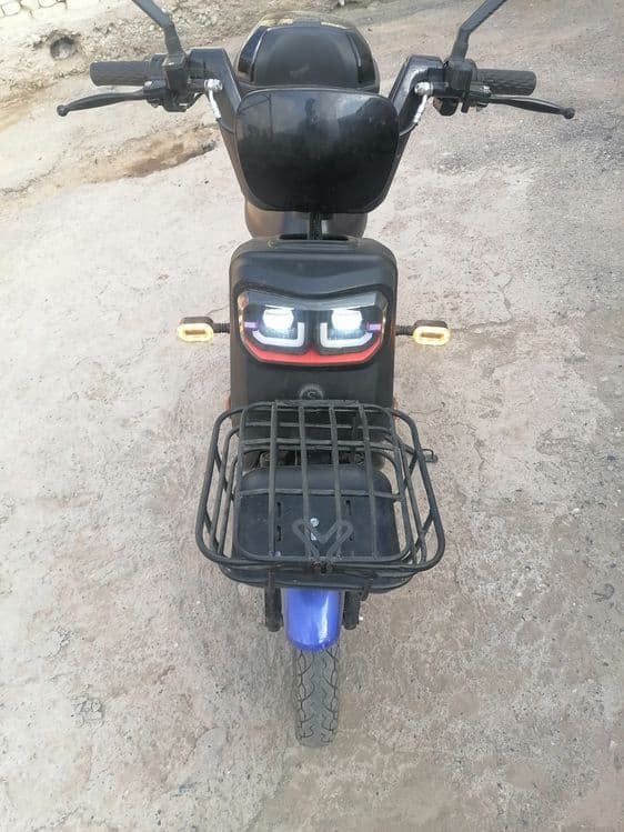 Elektr iskuter sotiladi yurish zo'r — 2