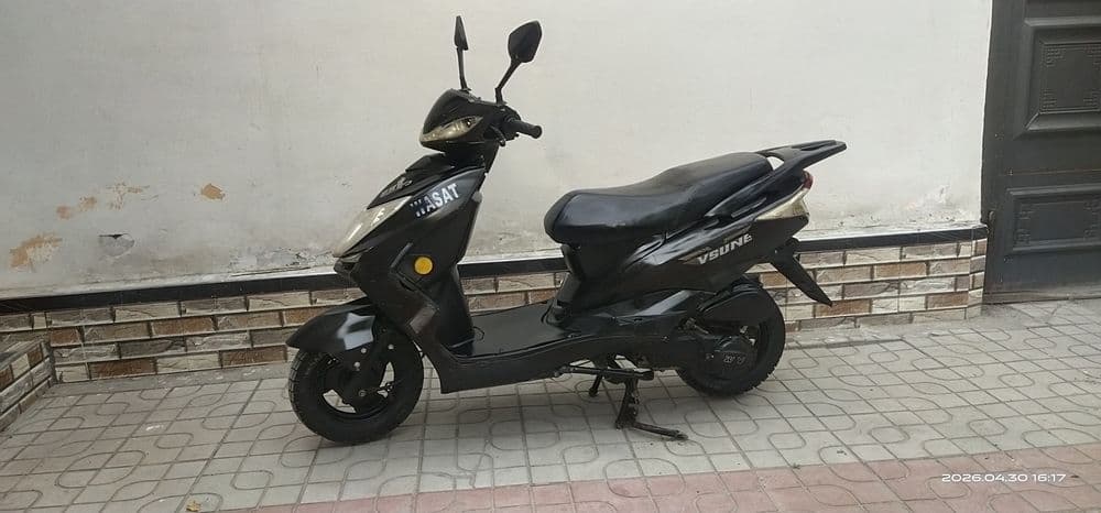 125cub skuter sotiladi — 2