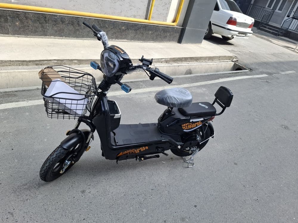 Elektroskuter 100% — 3