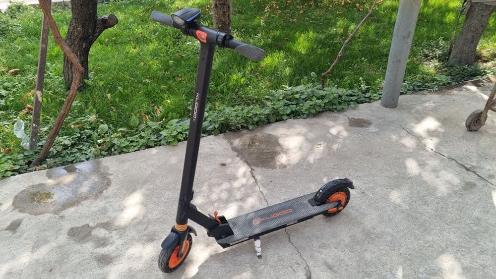 Elektrosamokat KUGO S1 — 1