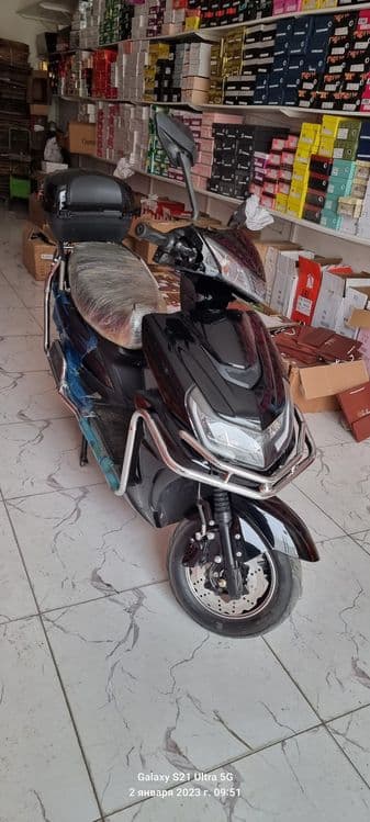 Elektro skuter 115km — 1