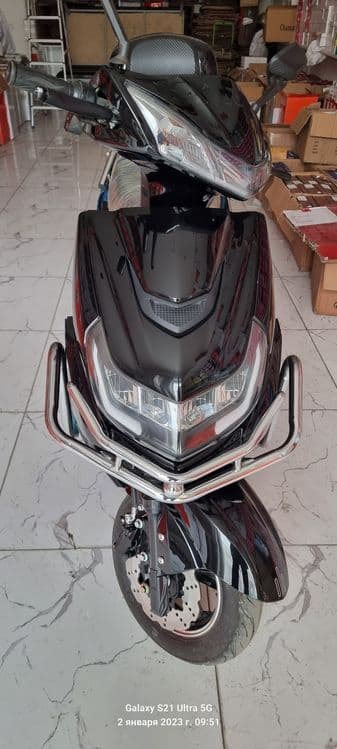 Elektro skuter 115km — 2