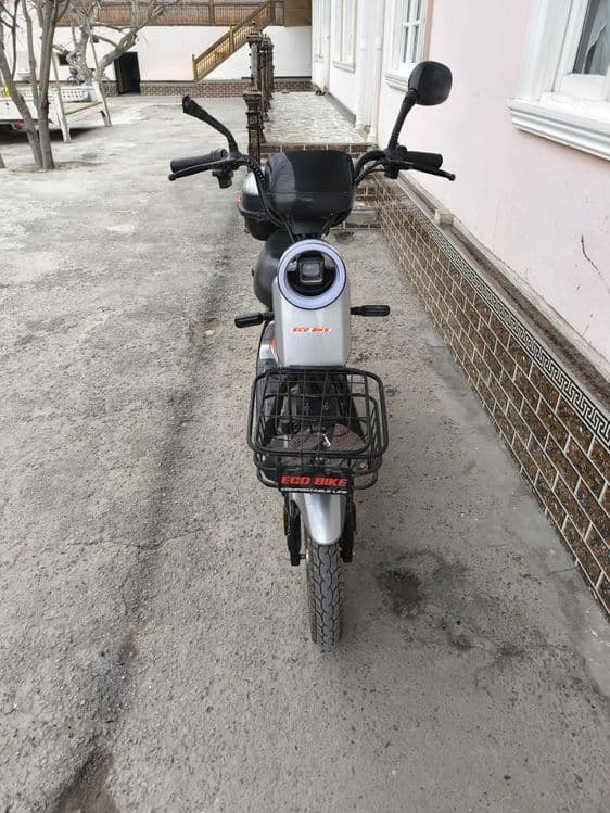Skuter xolati yaxshi ideal ozgina minilgan — 2
