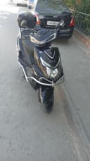 Elektr skutr , moped
