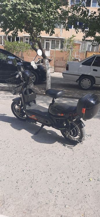 Электроскутер — новые АКБ,6шт,72 Vпродается на запчасти — 1