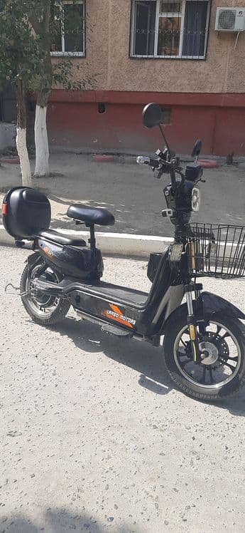Электроскутер — новые АКБ,6шт,72 Vпродается на запчасти — 3