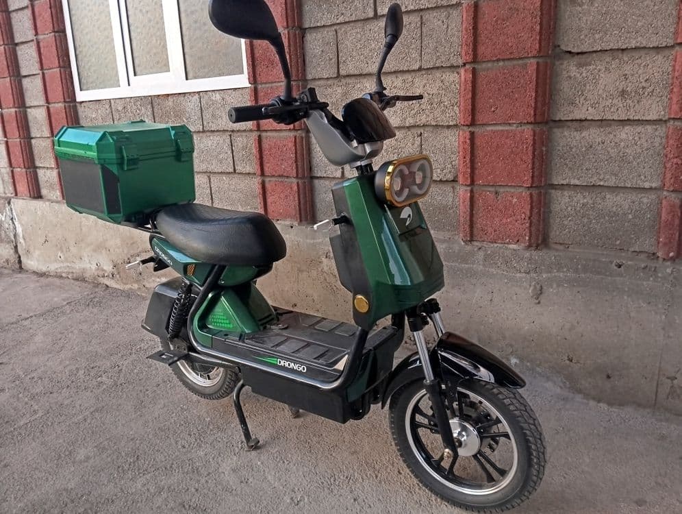 Skuter sotiladi vela sekuterga ustiga pul berilsa obmen bor — 6