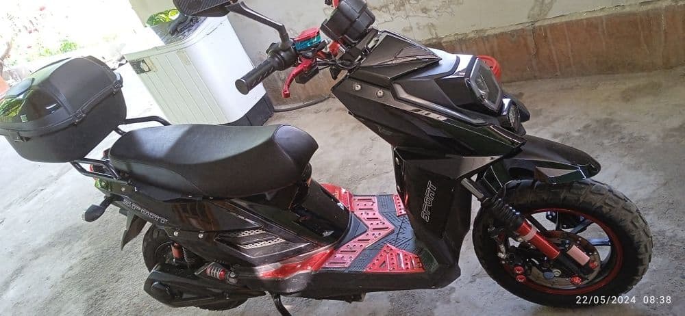 Redlayn skuter sport — 4