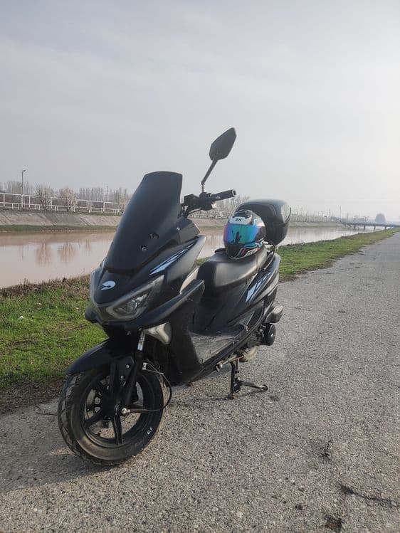 Skuter tigr 150cc prabeg 17000 holati 10/8 yaxwi yurpti — 1