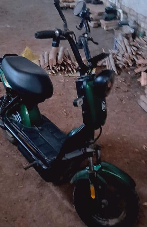 Skuter sotiladi sroshni — 1