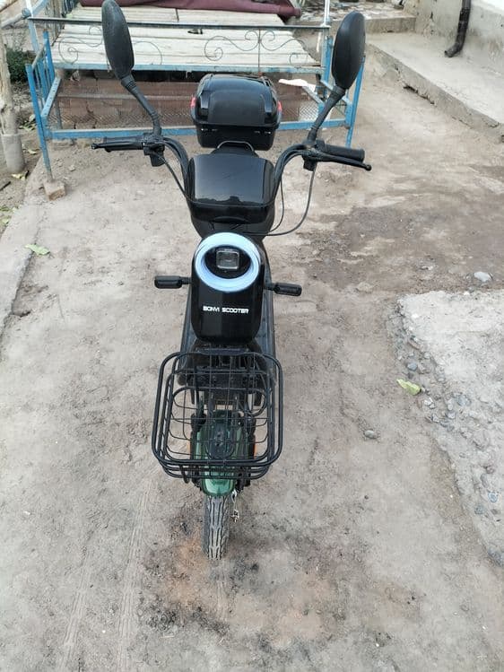 Boni skuter ideal holatda — 3