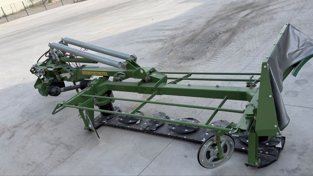 Rotornaya kosilka PRONAR PDT 260-300 — 4