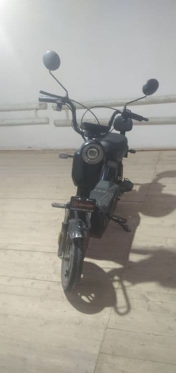 Skuter sotiladi yangi 2 oy boldi pulini galishamiz — 1
