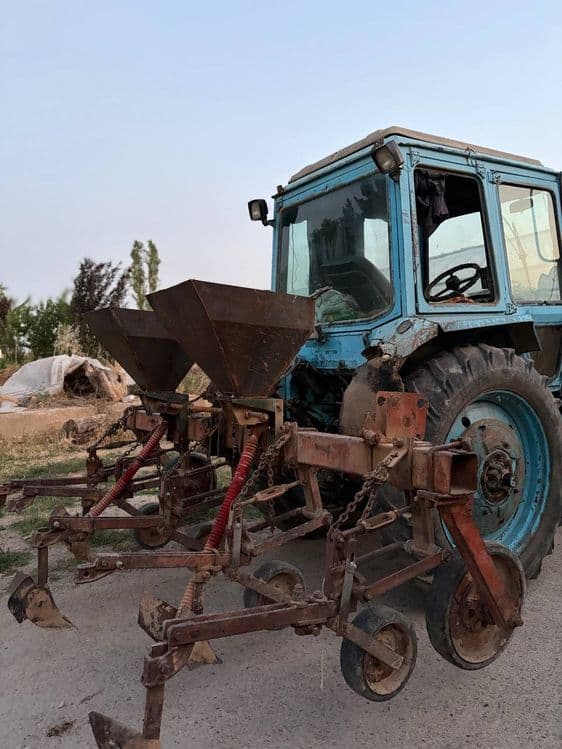 Belarus mtz 80 85 millon — 6