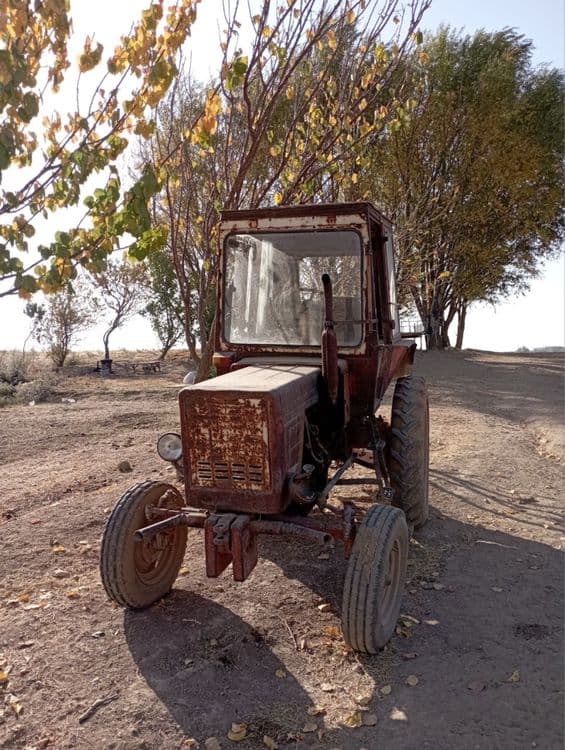 Traktor T25 sotiladi — 4