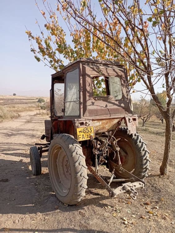 Traktor T25 sotiladi — 8