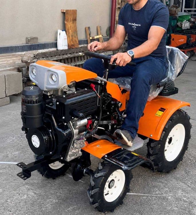 Мини трактор SAAB Культиватор, Tiller R001 /Mini traktor / kultivator — 1
