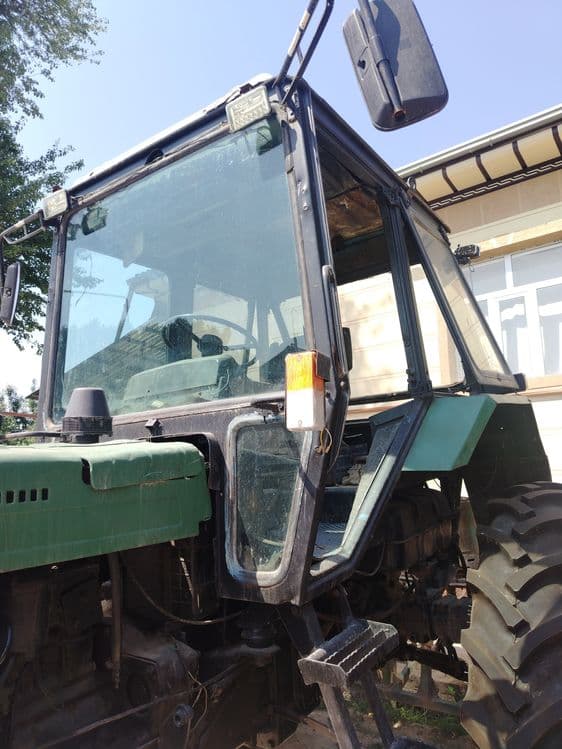 Traktor MTZ 80 S — 4
