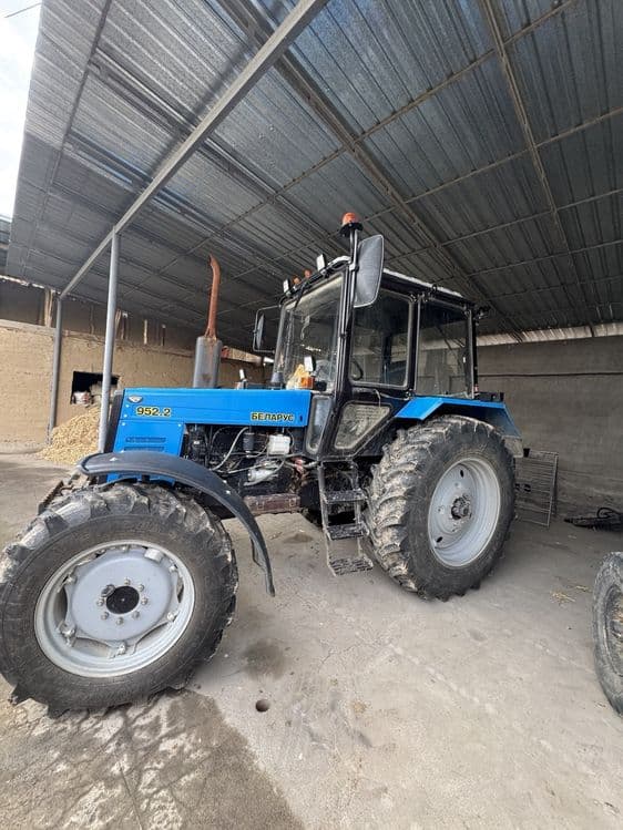 Traktir Belarus sotiladi srichna — 4