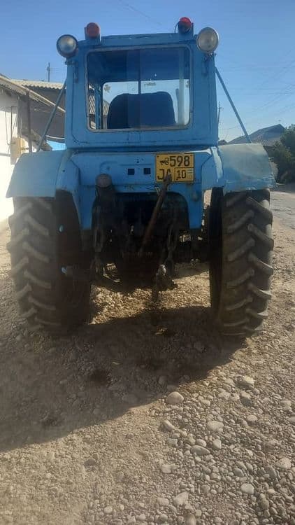Traktor Belarus sotiladi — 4