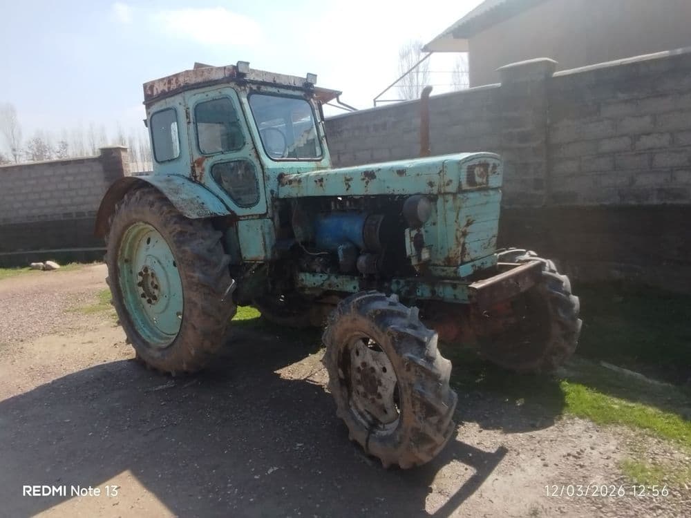 T 40 traktor sotiladi 4×4 oldi tortadi narxi 40 mln balonlar 90 foiz — 2