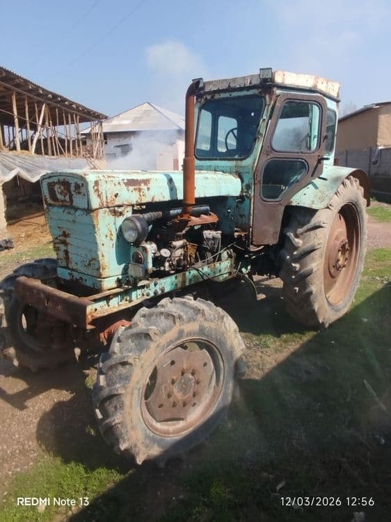 T 40 traktor sotiladi 4×4 oldi tortadi narxi 40 mln balonlar 90 foiz — 5