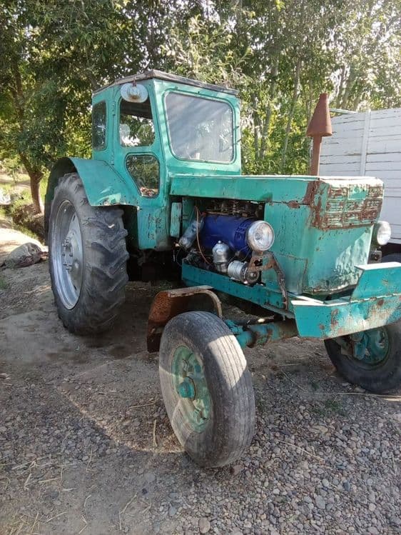 Traktor t40 srochna sotiladi narxi arzon — 2