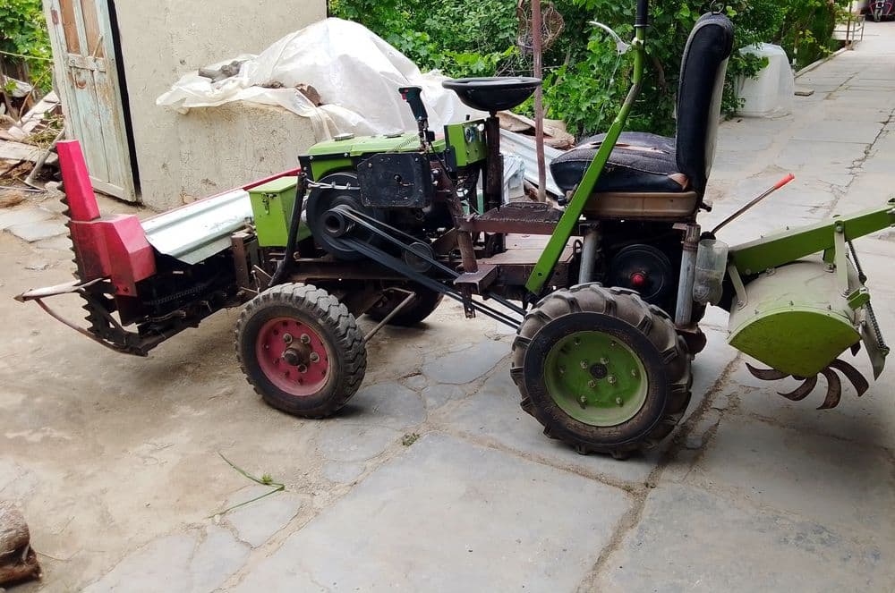 Zubr mototraktor obmen yòq — 4