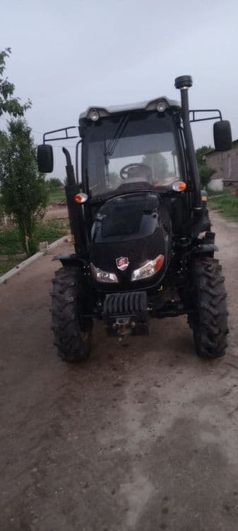 Farmlead 504 traktori sotiladi — 1