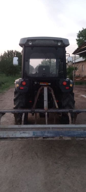 Farmlead 504 traktori sotiladi — 2